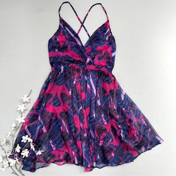 LULU’S Britannia twirly open back dress, M. - Picture 7 of 13